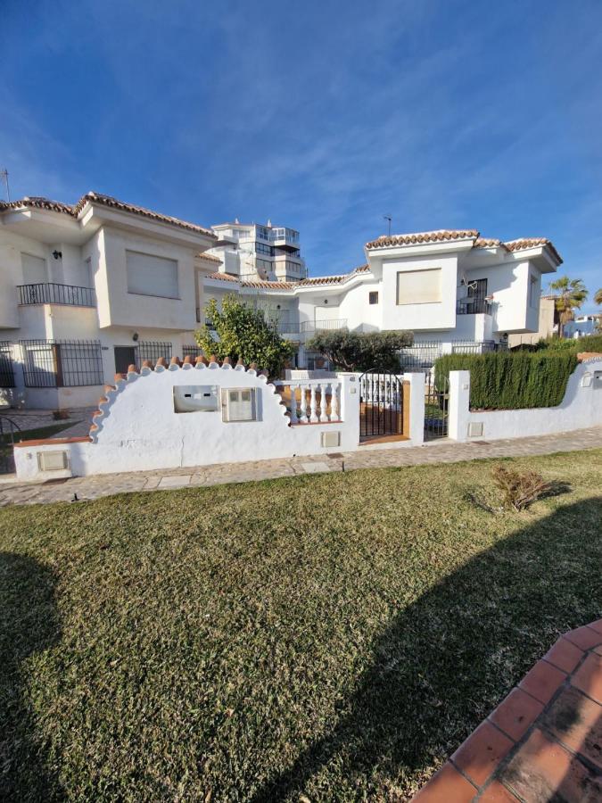 Villa D&D Torrox Exteriör bild