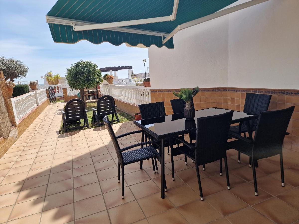 Villa D&D Torrox Exteriör bild
