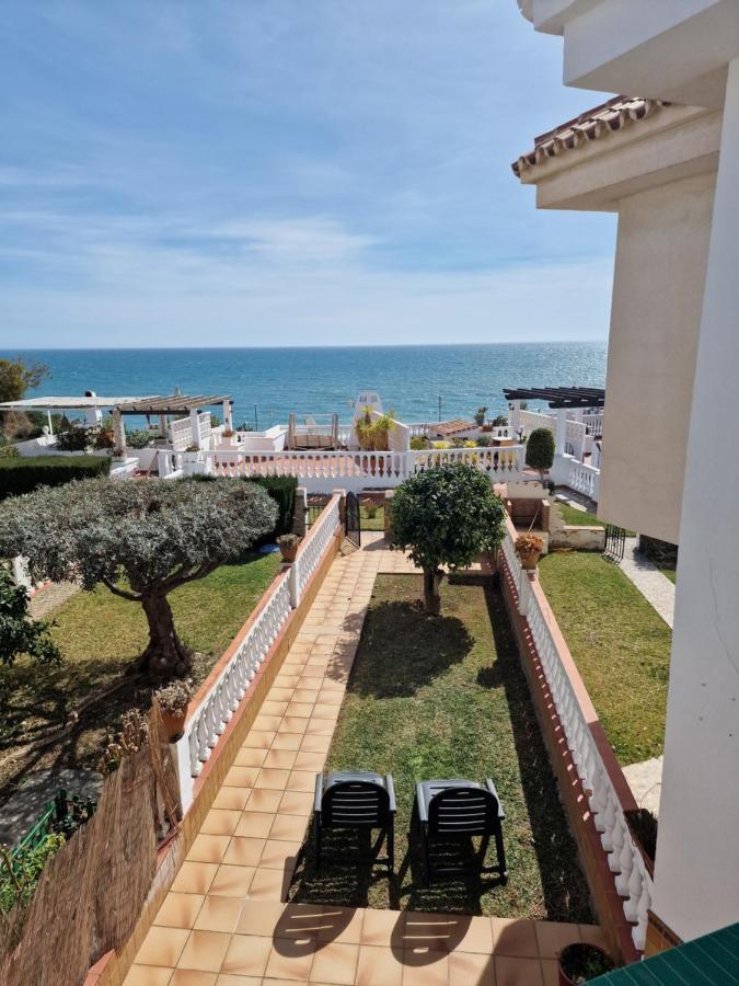 Villa D&D Torrox Exteriör bild